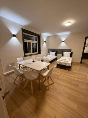 CROWN LIVING Villa Blumenau Studios, SmartTV, Parkplatz